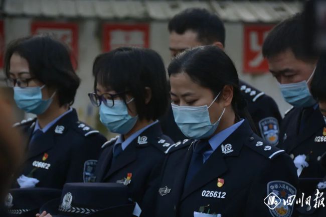 英雄的日常，輔警的溫暖人生與英勇犧牲