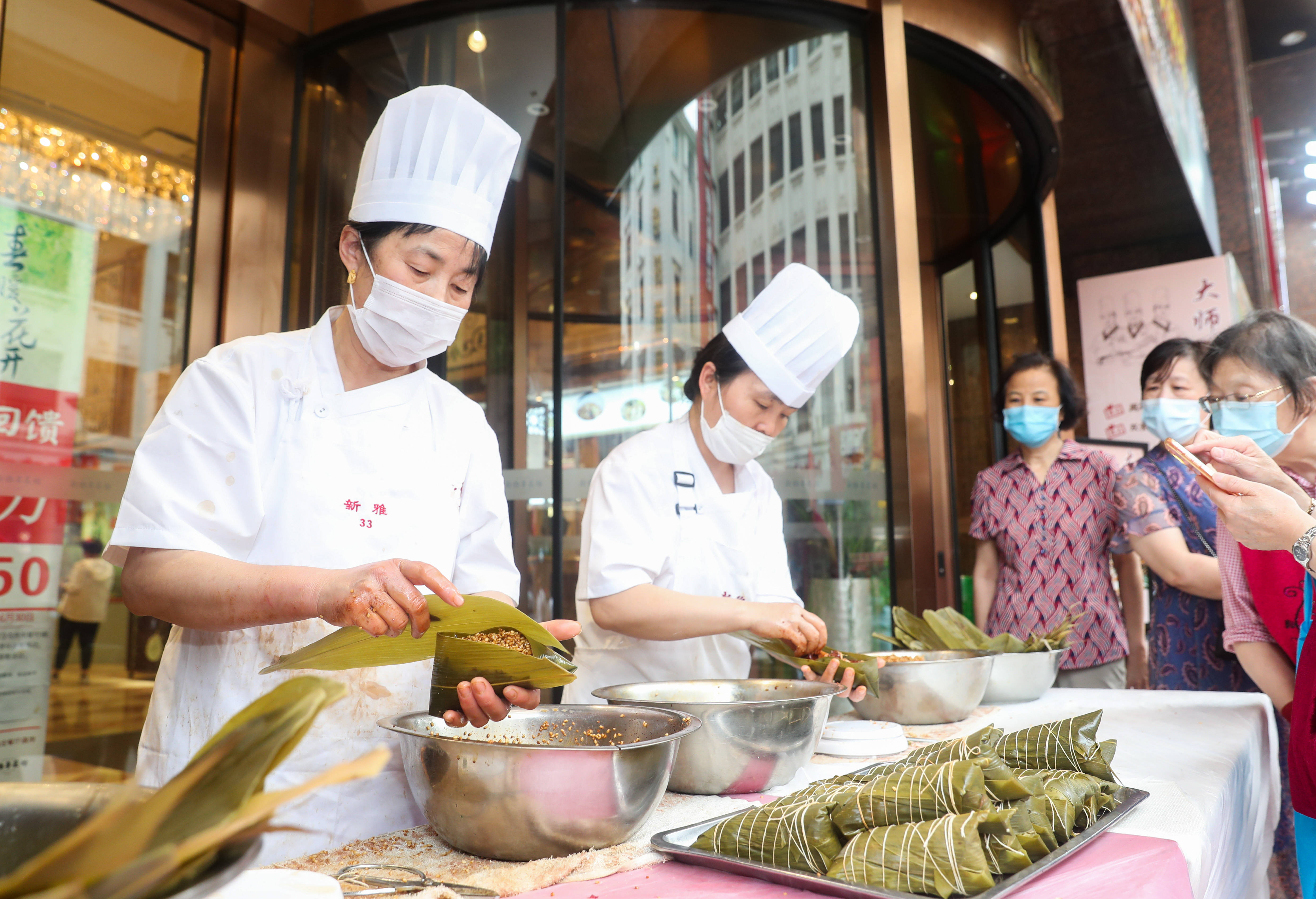 解鎖新境界，探尋高級冷菜之旅，與自然美景共舞的獨(dú)特美食盛宴（2016年最新）